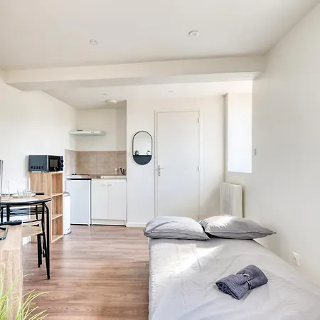 Appartement Paisible Studio- Cnpe Du Bugey *